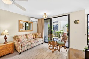 Smart TV - Gorgeous New Seaside Studio Retreat (Lahaina)