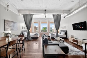 TV, books, stereo - Spacious Dallas Stay | Pool + Cinema + Game Room (Dallas)