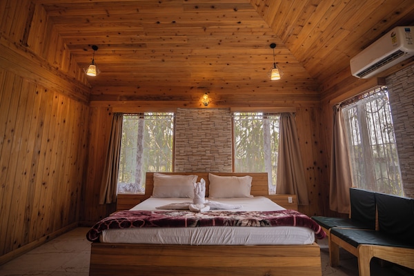 Cottage | WiFi (free), bed sheets