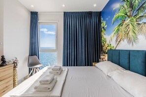 Room - The Butterfly Apartment | Seafront & Amazing Views by PikHost (Shëngjin)