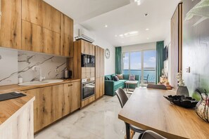 Private kitchen - The Butterfly Apartment | Seafront & Amazing Views by PikHost (Shëngjin)