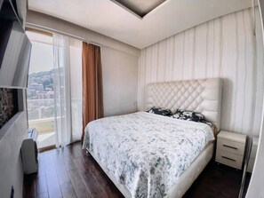 熨斗/熨衫板、Wi-Fi、床單