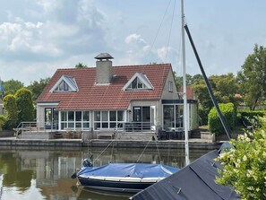 Exterior - Water Sports Haven With Jetty (Langweer)