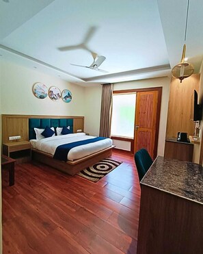 Family Suite, Balcony | Desk, laptop workspace, iron/ironing board, free WiFi - Hotel Luxeevista By Navodayans  (Dalhousie)