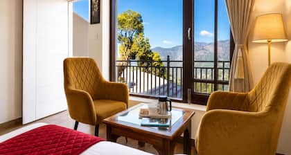 Hotel Luxeevista By Navodayans