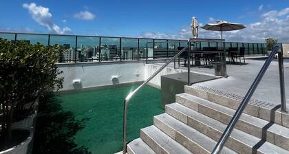 Cozy 1-bedroom apartment with AC in superb Recife location