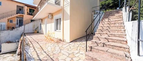 House | 2 bedrooms