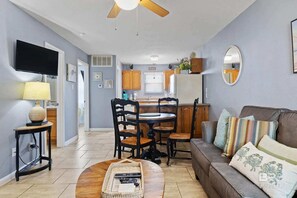 Apartment - Horizon 22 - Beach Pool Dining Fun (Gulf Shores)