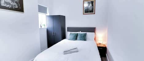 House | 4 bedrooms, Internet