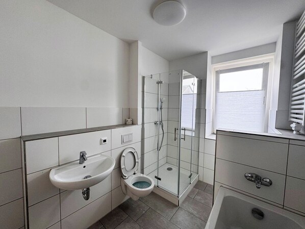 Dusche, Toilettenpapier