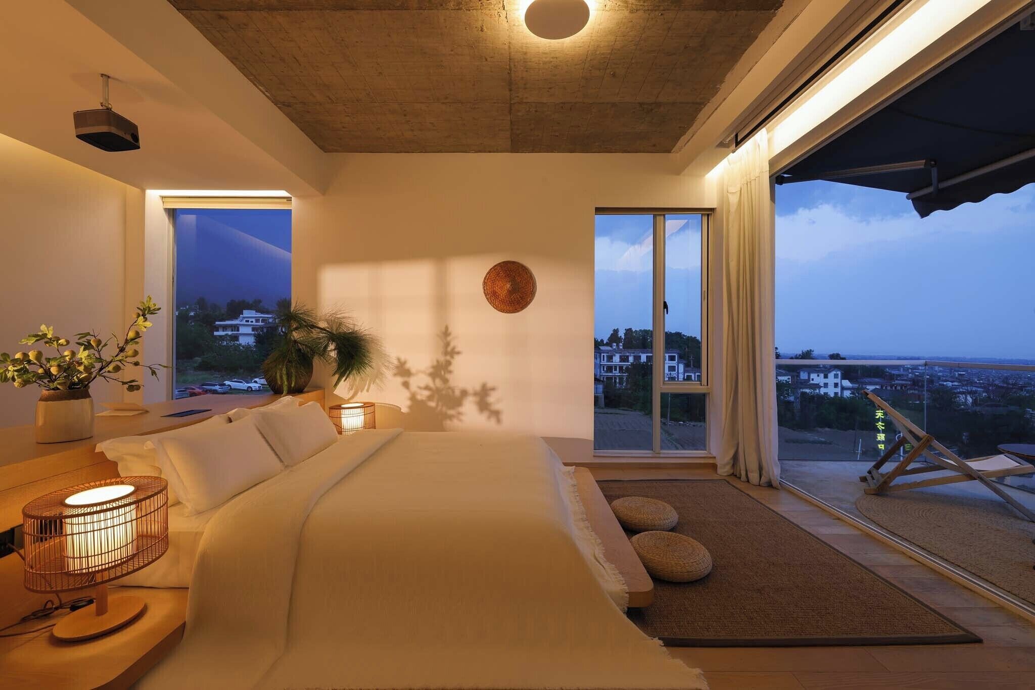 Chambre Double Supérieure, vue partielle sur le lac