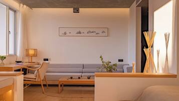 Superior Twin kamer, uitzicht op de binnenplaats | Woonruimte