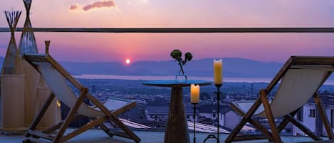 Superior Double Room, Partial Lake View | Terrace/patio