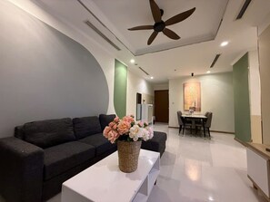Living area - 2 Bedroom Apartment for Rent at Vinhomes Central Park (Thành phố Hồ Chí Minh)
