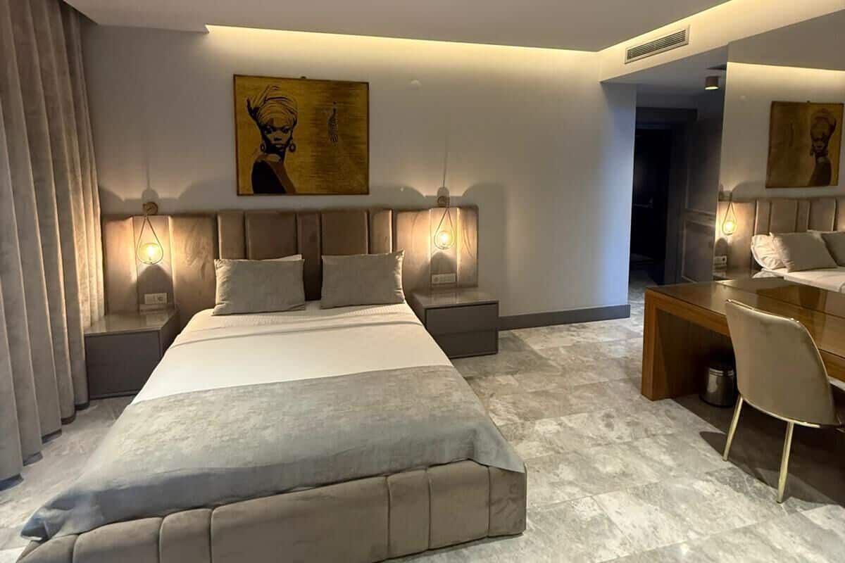 Deluxe Double Room, Garden View