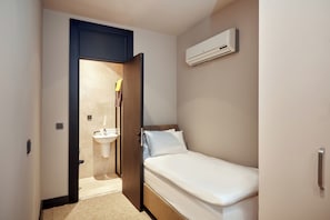 Room - Signature 5 Bedroom Villa with Private Pool, Sauna & Maid's Room (Muğla)