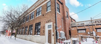NEW (2024:) Sleeps 12 | Downtown Fennville | Near Saugatuck & Local Beaches