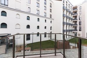 Property grounds - Nest Inn Jasmine Apartment (Oradea)