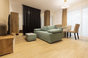 Living area - Nest Inn Jasmine Apartment (Oradea)