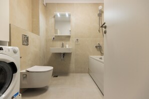 Bathroom - Nest Inn Jasmine Apartment (Oradea)