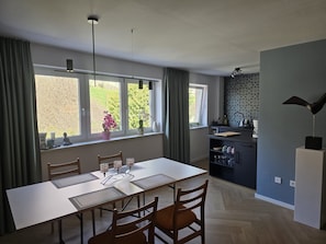 Dining - Beautiful 2-room apartment in the heart of Taucha (Taucha)