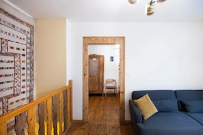 Interior - Atipyque house in the heart of the Bauges mountains (Le Châtelard)