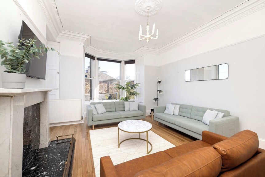 Detached House With Sea Views & Parking - North Berwick