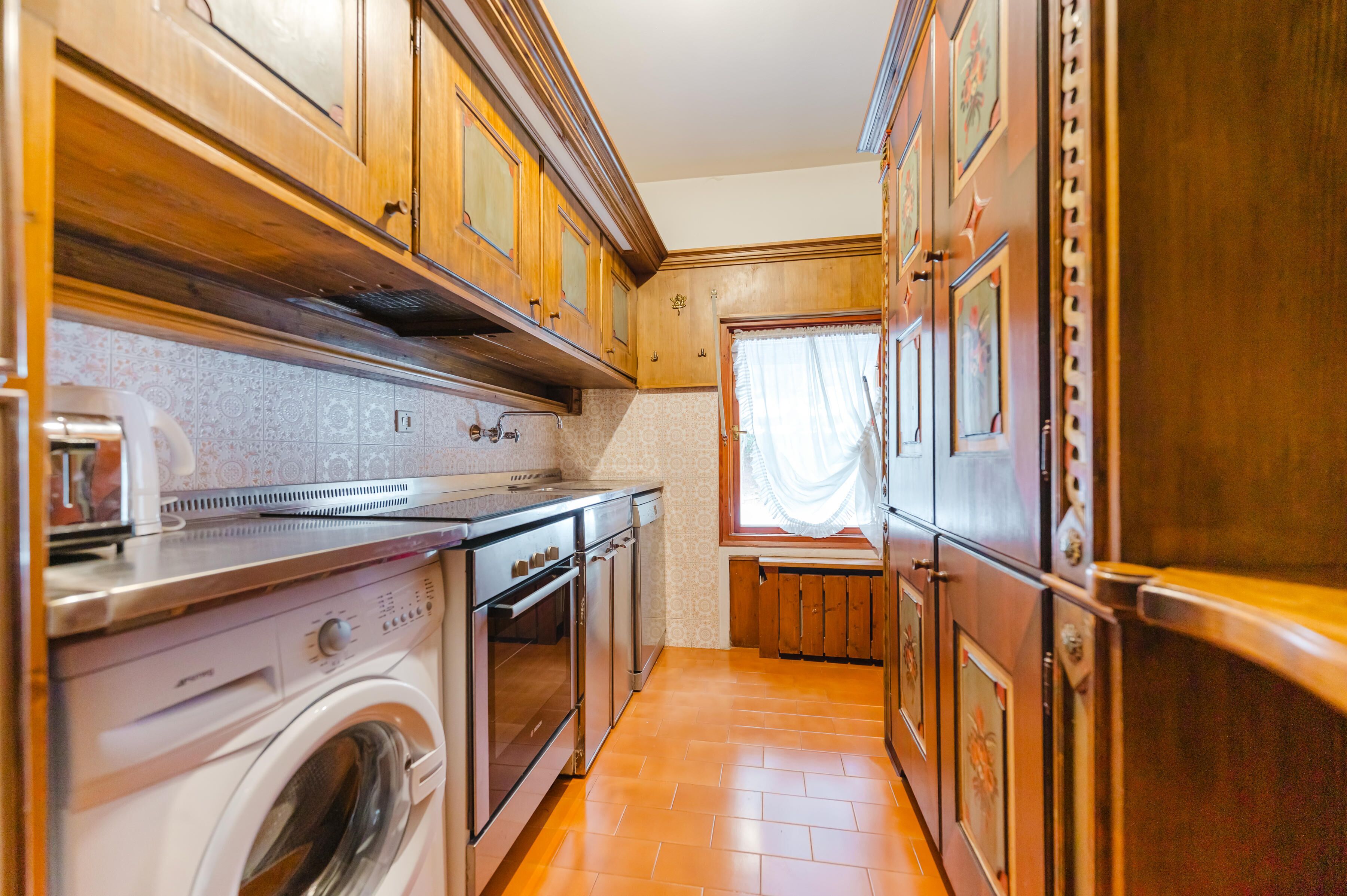 Apartment | Eigene Küche | Kühlschrank, Ofen, Herdplatte, Geschirrspüler