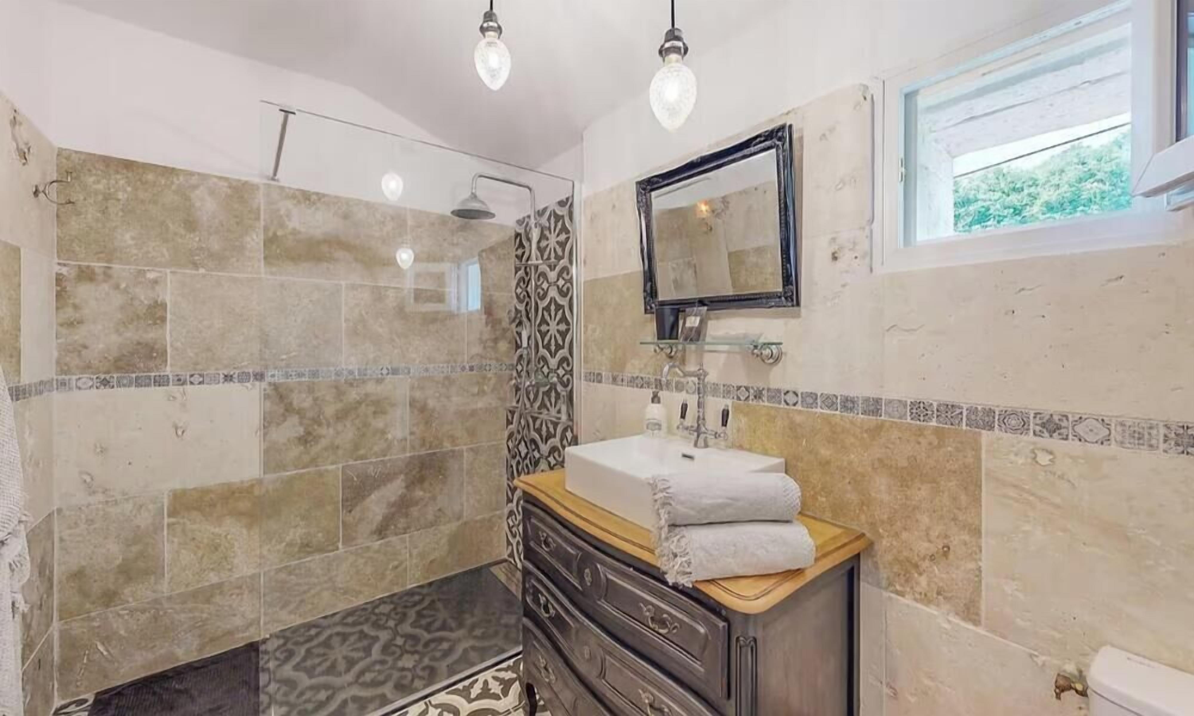 Hair dryer, towels, toilet paper