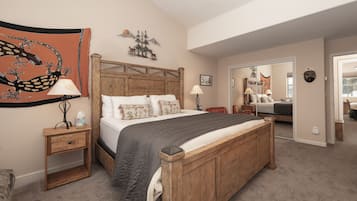 2 bedrooms, travel crib, internet, bed sheets