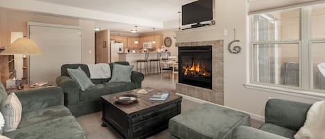 Fernseher, Kamin, Computerbildschirme