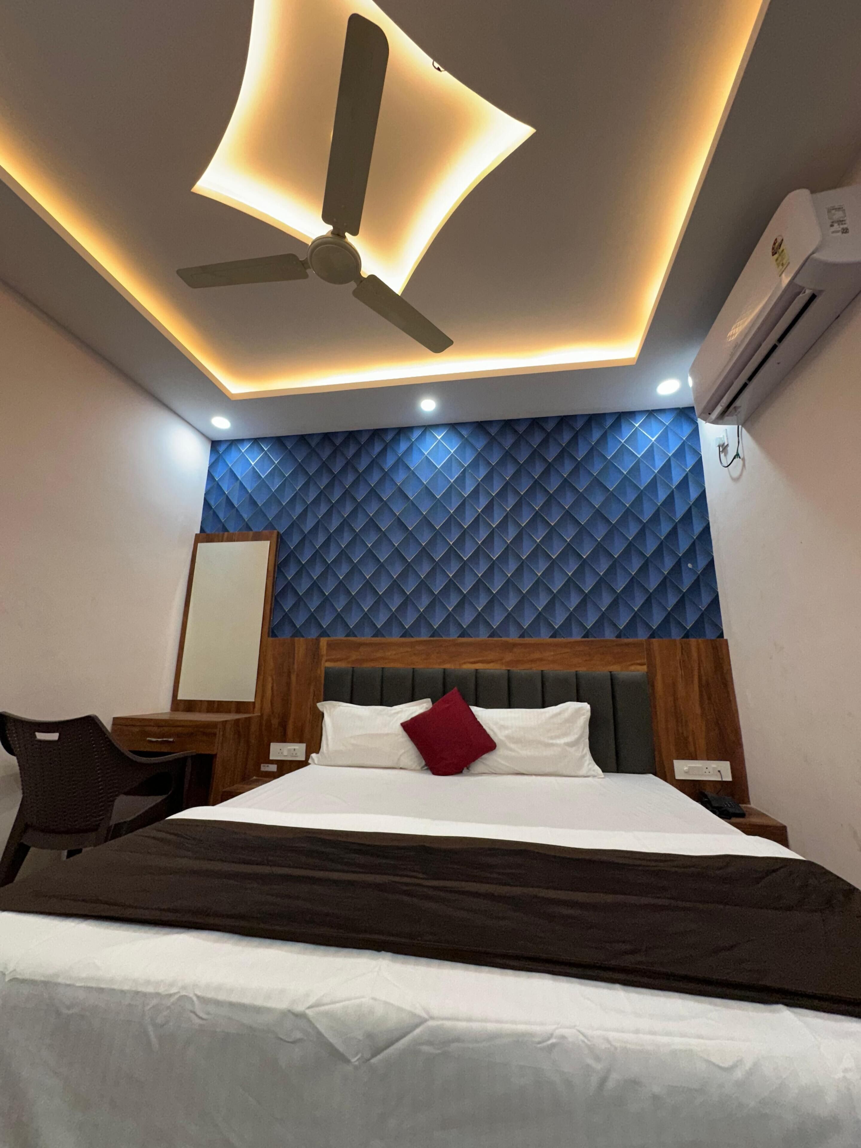 Superior Room, City View