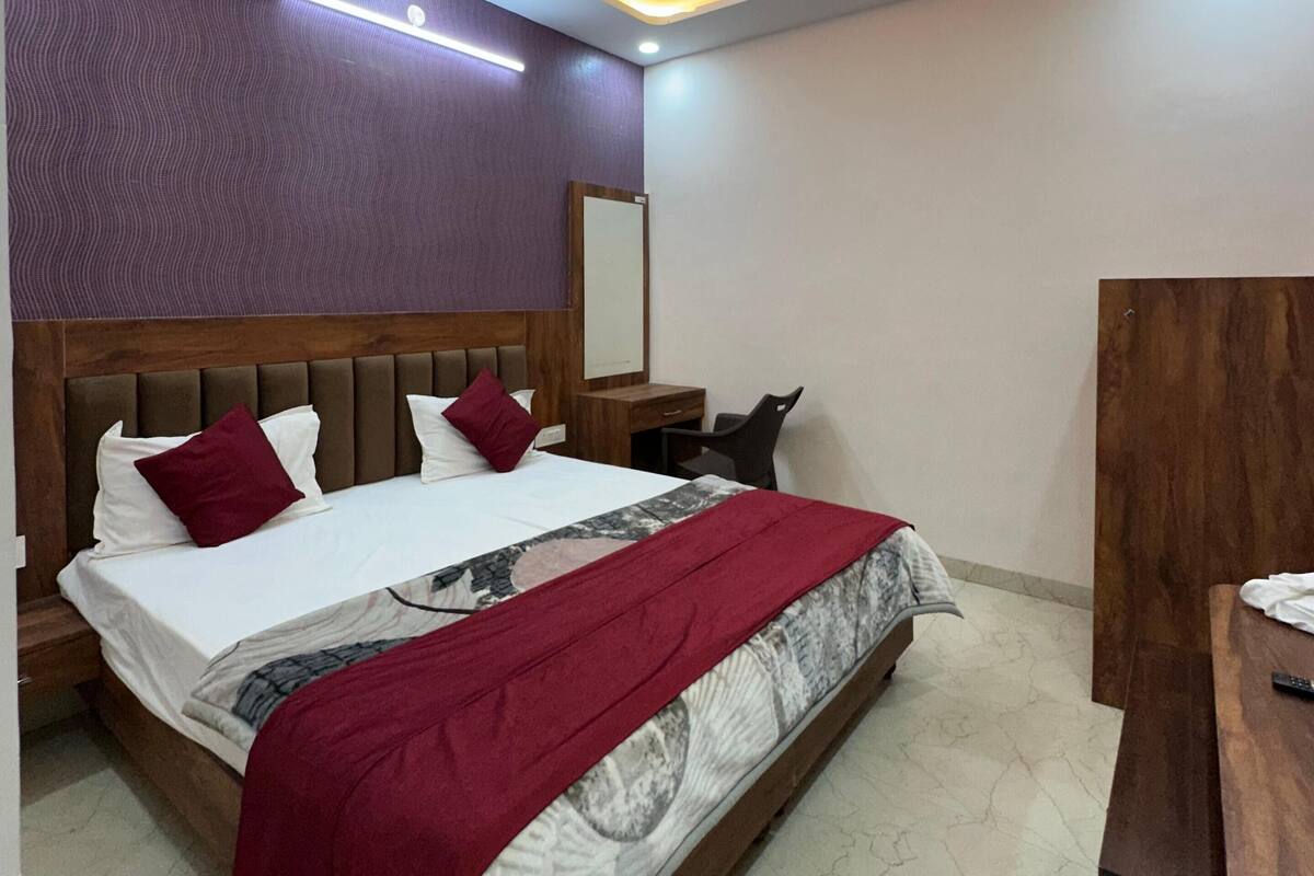 Deluxe Single Room, City View