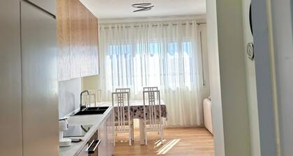 Perfect 2-bedroom apartment with AC in beautiful Tirane