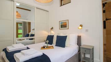 1 bedroom, WiFi (free), individually decorated, individually furnished