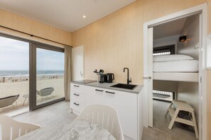 1 habitación y ropa de cama 