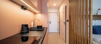 Warm Corner Studio at Kosmalt with Balcony