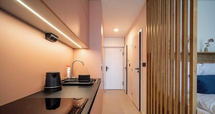 Warm Corner Studio at Kosmalt with Balcony