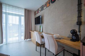 Interior - Warm Corner Studio at Kosmalt with Balcony (Košice)