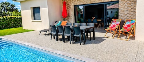 Piscine extérieure, piscine chauffée