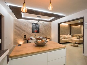 Dining - Giraud I - Secluded villa (Majanicho)