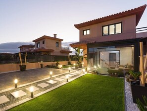 Exterior - Giraud I - Secluded villa (Majanicho)