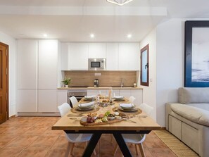 Dining - Giraud II - Secluded beachfront (Santa María de Guía de Gran Canaria)
