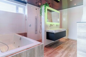 House | Bathroom - Wellness Escape on the Vecht (Dalfsen)