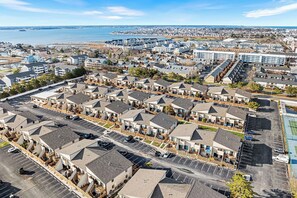 Exterior - Club Ocean Villa II unit 128 3BR Getaway on 120th St (Ocean City)