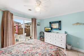 3 bedrooms, free WiFi, bed sheets - Club Ocean Villa II unit 128 3BR Getaway on 120th St (Ocean City)