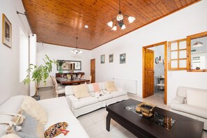 Villa | 3 bedrooms - Villa Afroditi With 3 Bedrooms and 3 Bathrooms (Paxos)