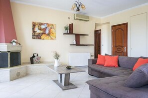 House | 3 bedrooms - Villa Xenia With 3 Bedrooms and 2 Bathrooms (Kefalonia)