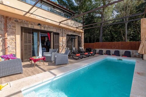 Villa Gabriela With 3 Bedrooms and 2 Bathrooms
