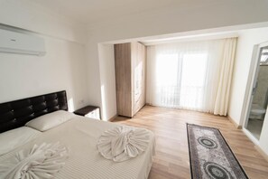 House - Villa Sena With 3 Bedrooms and 3 Bathrooms (Ortaca)